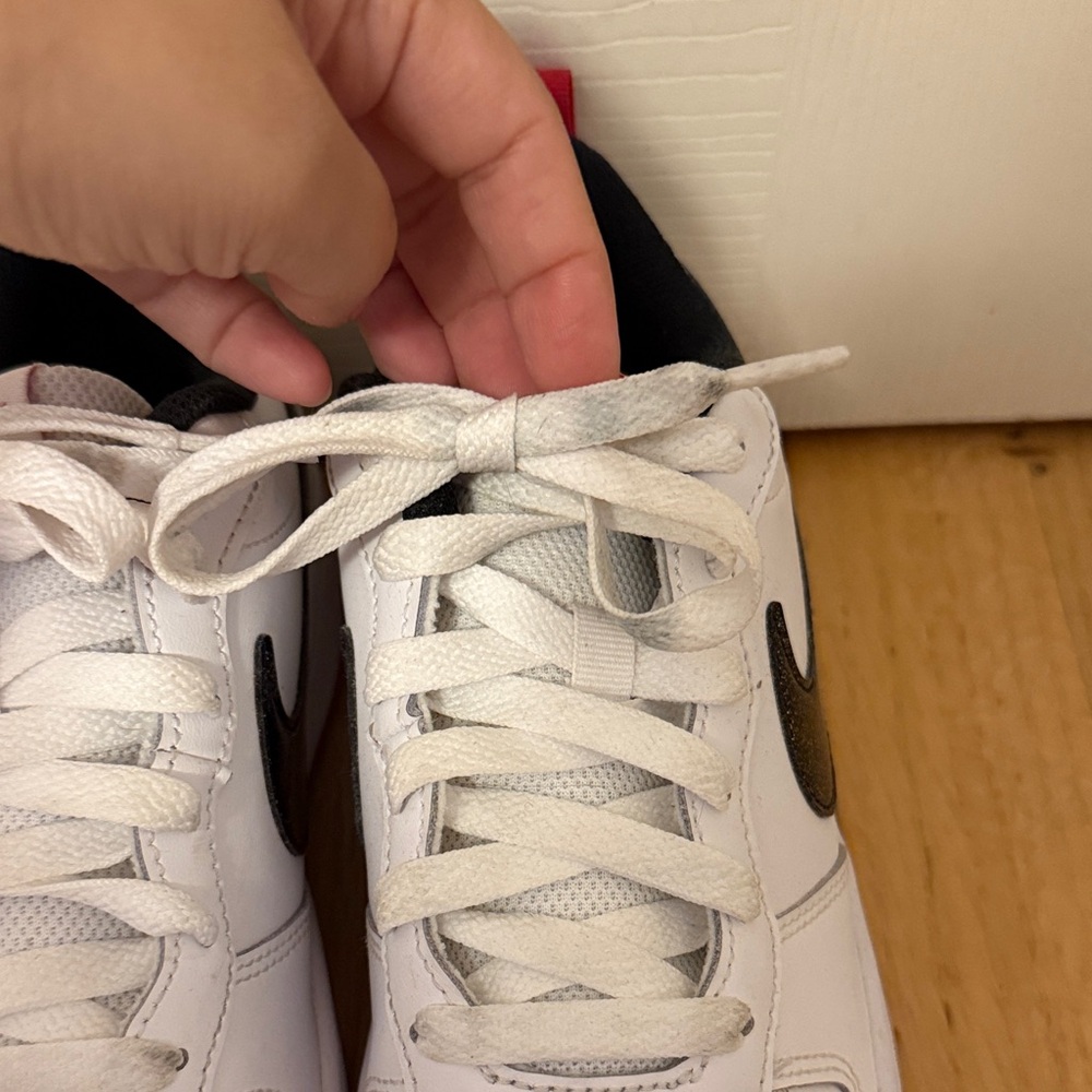 Nike Court Borough 2 SE Low White Very Berry for youth size 5 - Picture 8 of 9